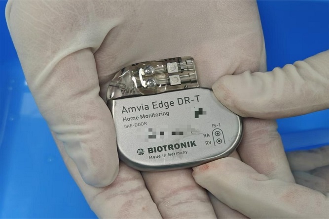 图片3000.jpg 图片3000.jpg