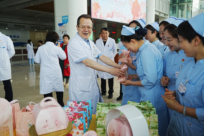 薛送_副本.jpg